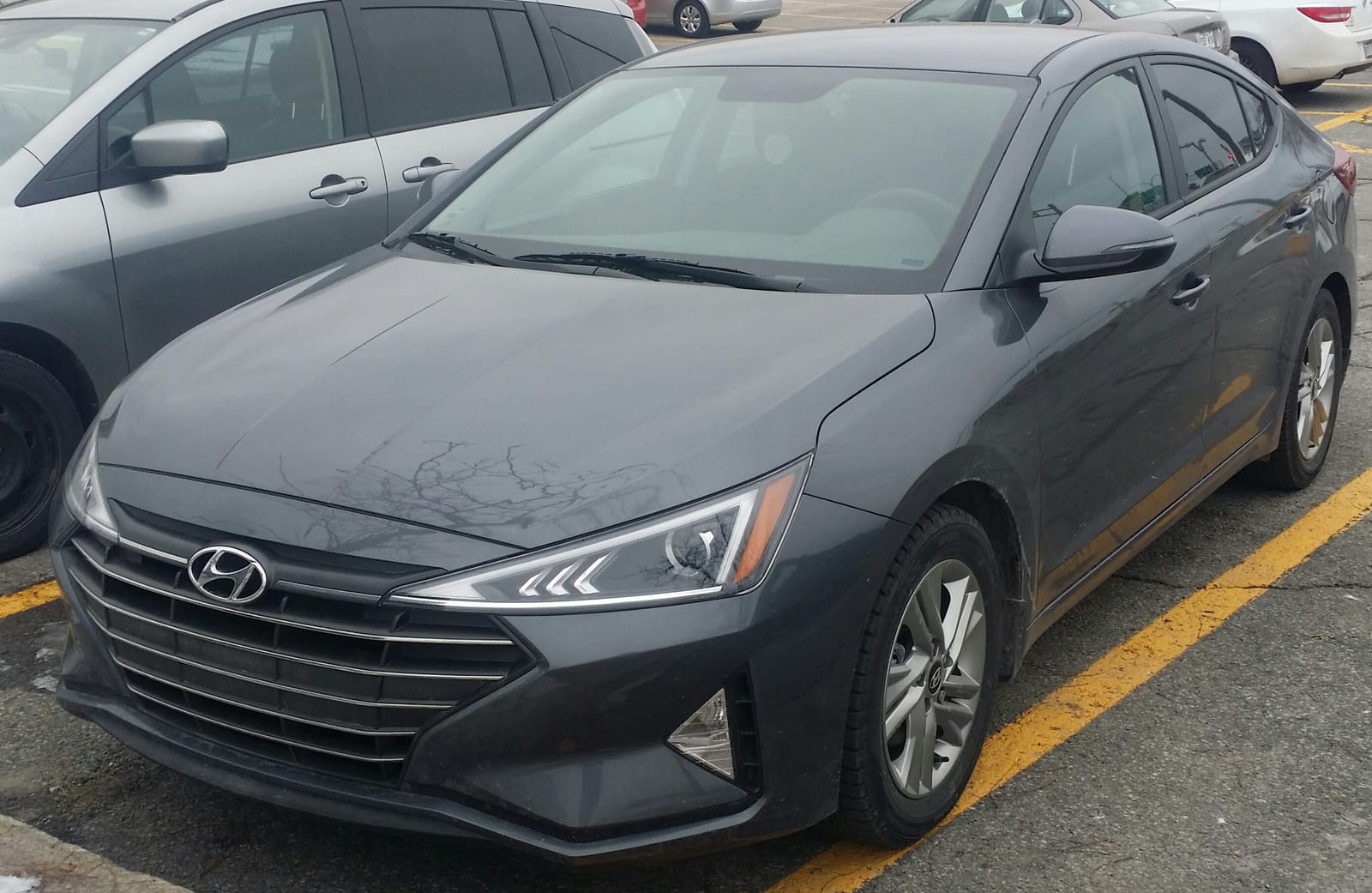 2019 Hyundai Elantra GLS, fotografía 1